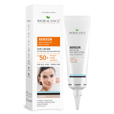 BIOBALANCE AKNSUN AQUA FUSION - Тонизиращ и матиращ слънцезащитен крем за мазна кожа  SPF 50+ 40ml