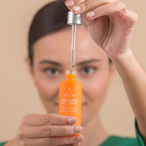 YOUTH LAB BRIGHTENING VIT C SERUM Озаряващ серум с витамин C 30 ml